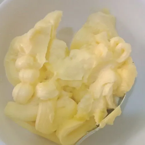 Campur margarin dan butter.