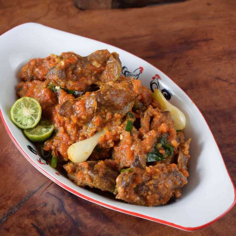 Resep Ampela Ayam Masak Pedas dari Chef Nila Iswahyudi