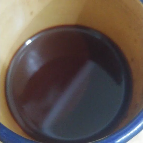 Aduk jadi satu bahan B coklat dan kopi sampai larut.