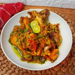 Ayam Pedas Daun Jeruk