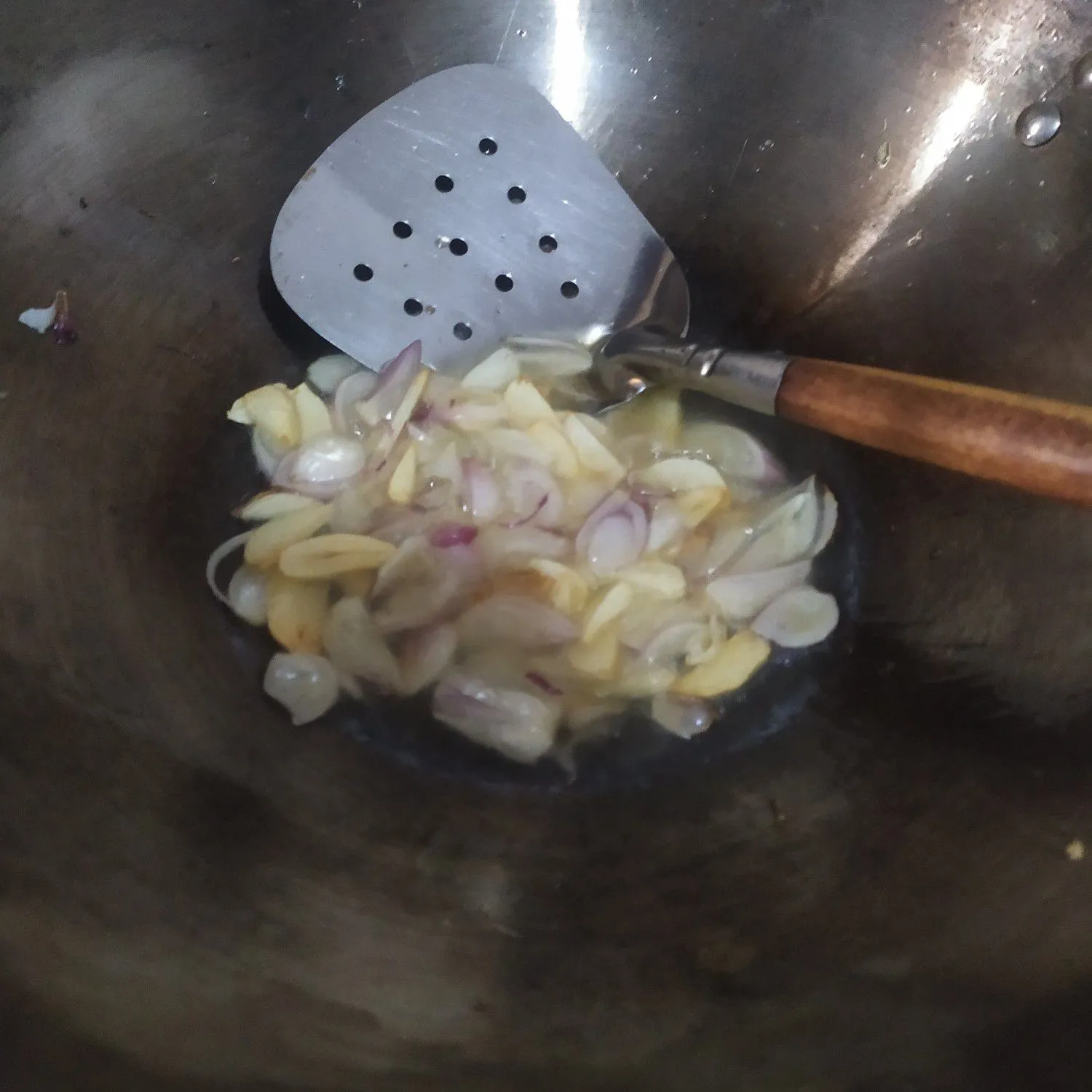 Step 1 Tumis Sawi Telur