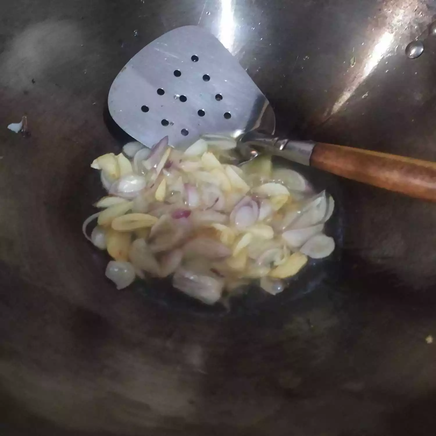 Step 1 Tumis Sawi Telur