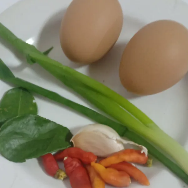 Siapkan bahan.