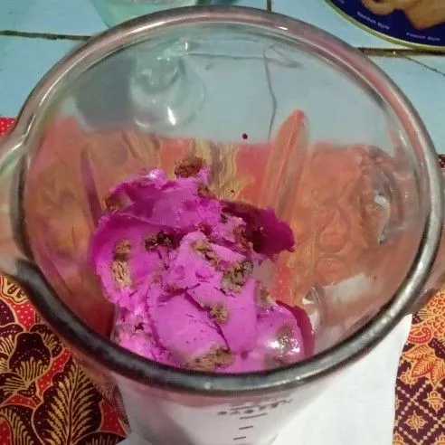 Campur semua bahan dalam blender