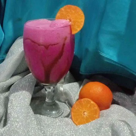 Naga Yakult Milkshake