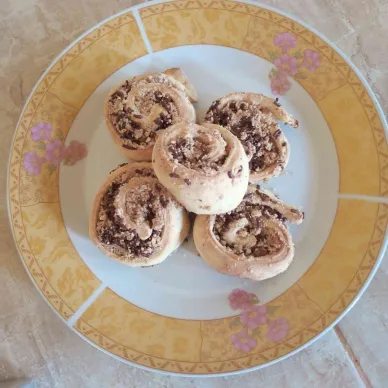 Yummy Choco Rools Peanut Choco Roll
