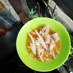 Ceker Kuah Pedas