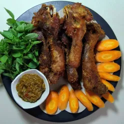 Kepala Ayam Petelur Goreng
