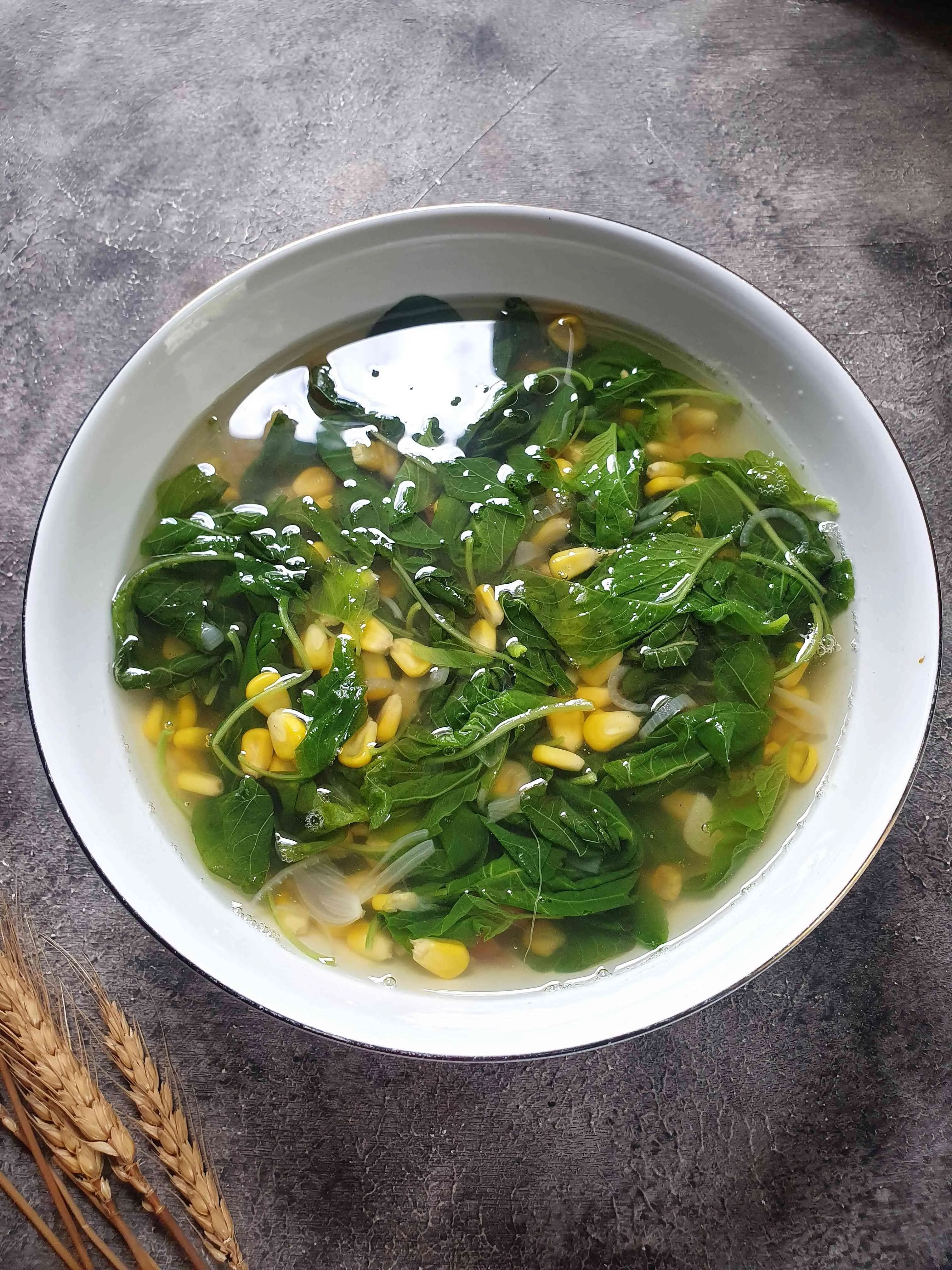 Proses Memasak Sayur Bening Bayam