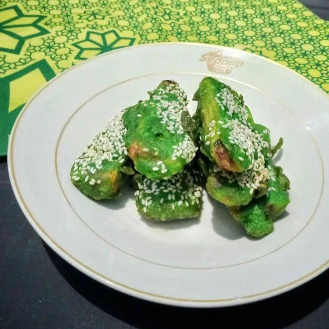 Pisang Goreng Pandan Wijen