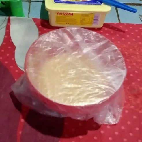 Diamkan adonan selama 60 menit.