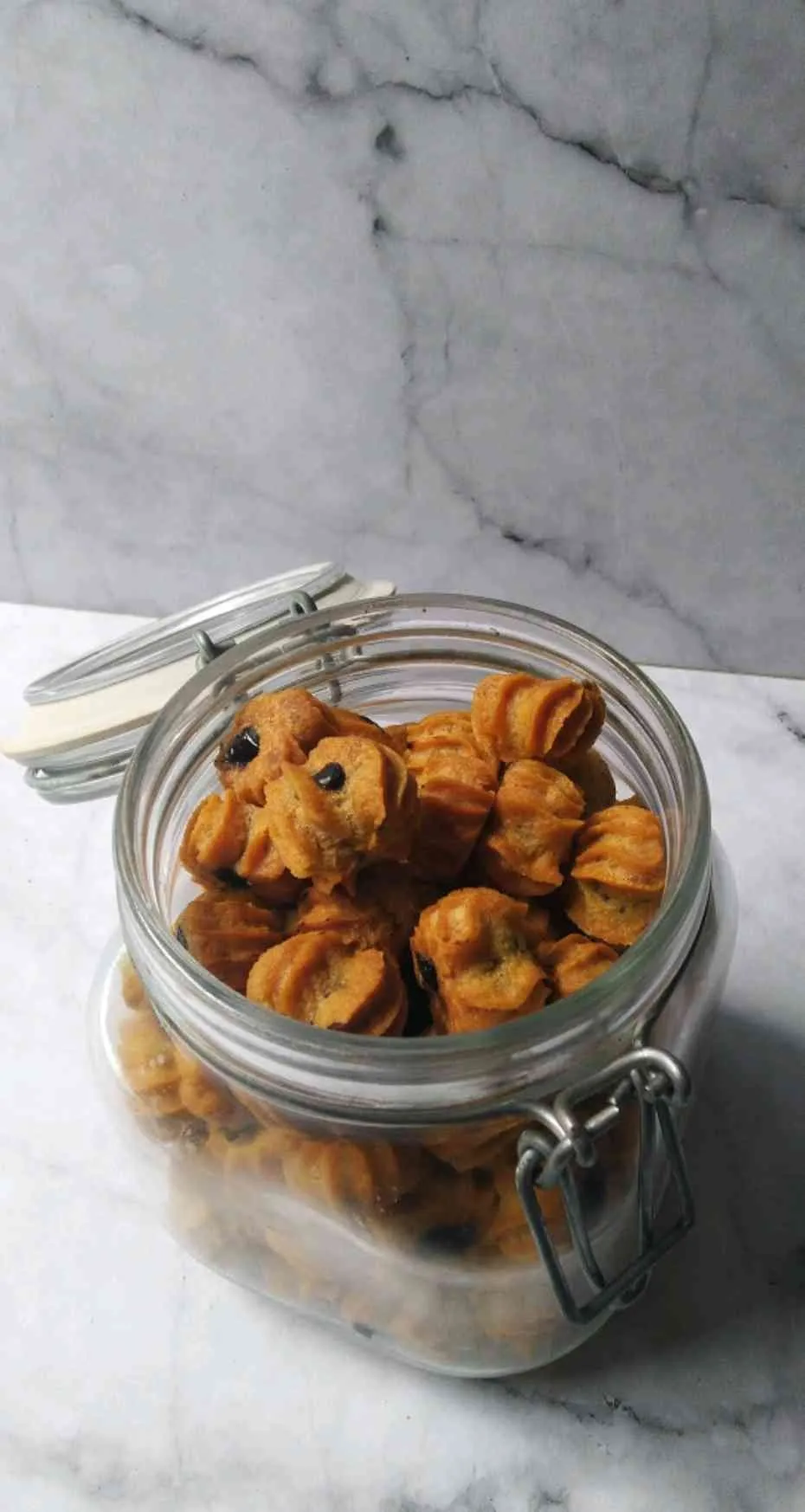 Sus Kering Isi Coklat