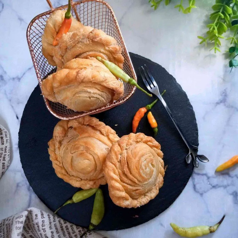 Carrot Curry Puff