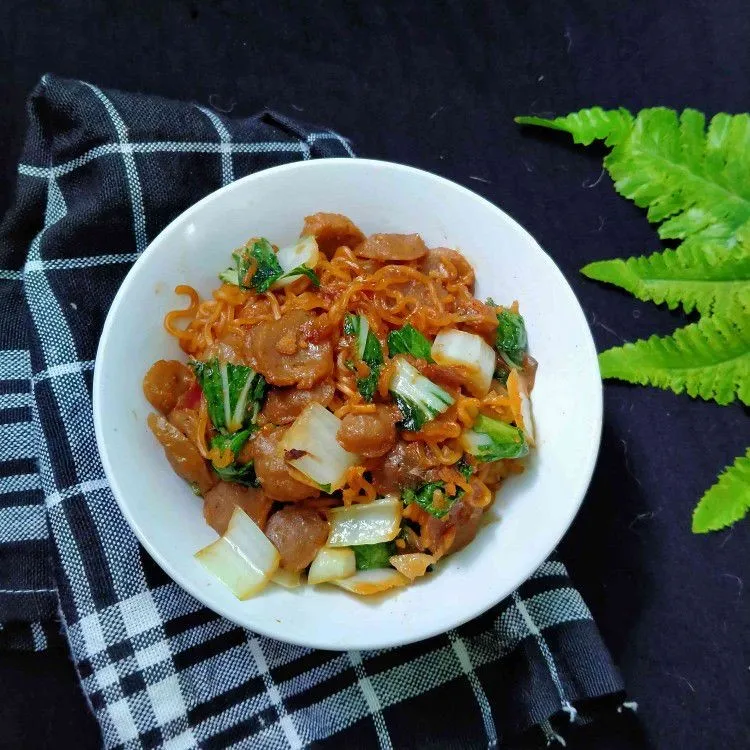 Mie Goreng Pakcoy Bakso