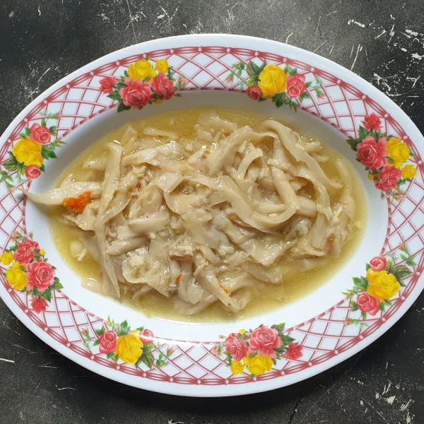 Tumis pedas jamur tiram siap disajikan