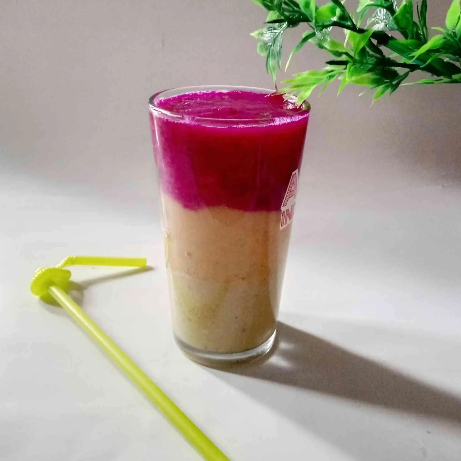 Smoothies Kubis Pisang Naga