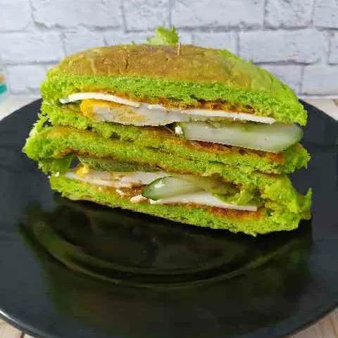 Sandwich Roti Pandan Telur Keju