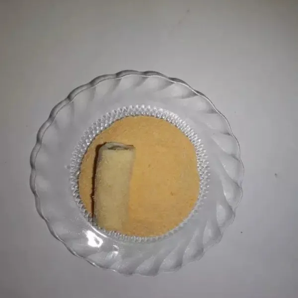 Lalu baluri tepung roti.