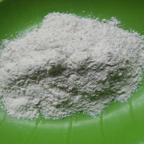 Campur semua bahan pelapis, aduk rata. Koreksi rasa apakah sudah pas dan rasa rempahnya seimbang.