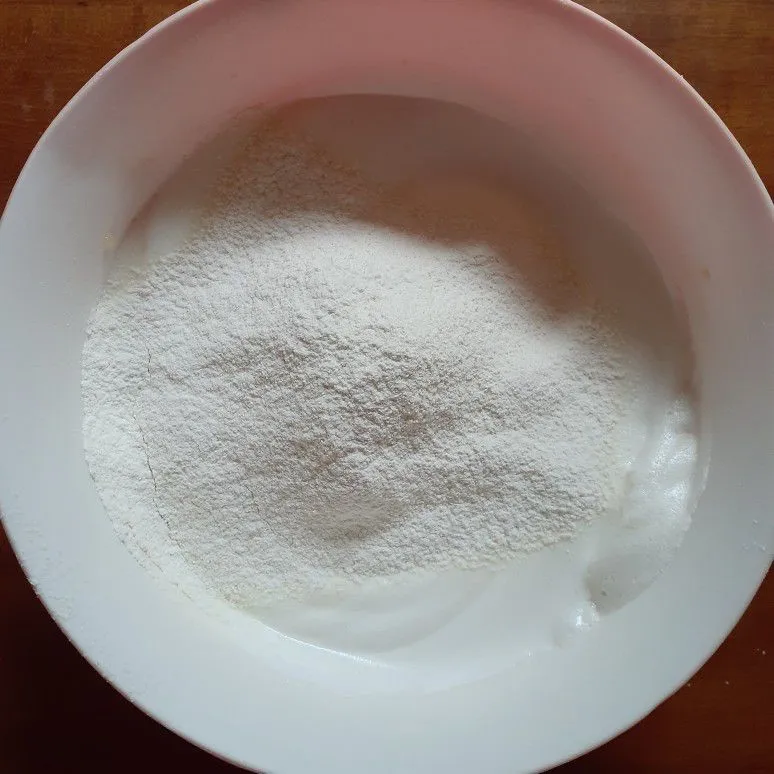 Step 2 Cake Talas Putih Telur