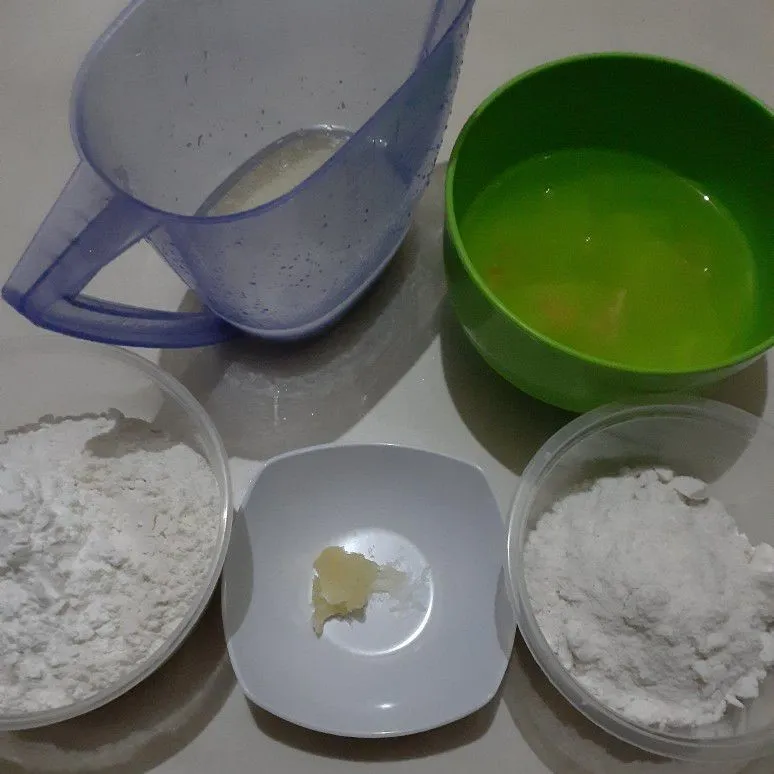 Step 1 Bolu Pelangi Putih Telur