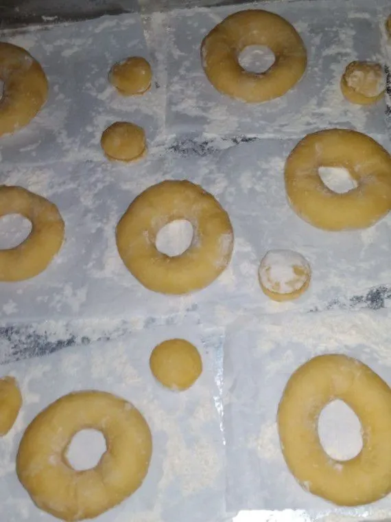 Step 7 Donat Empuk