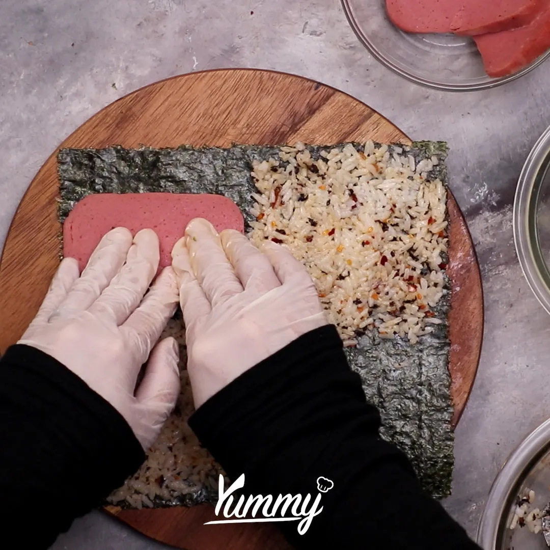 Step 3 Sandwich Nori