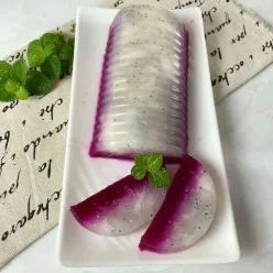 Puding Sirsak Buah Naga