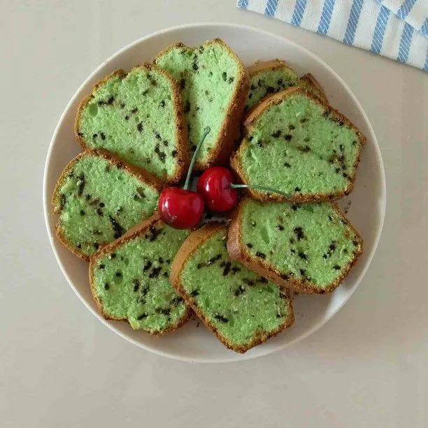 Bolu Pandan Mesis Panggang