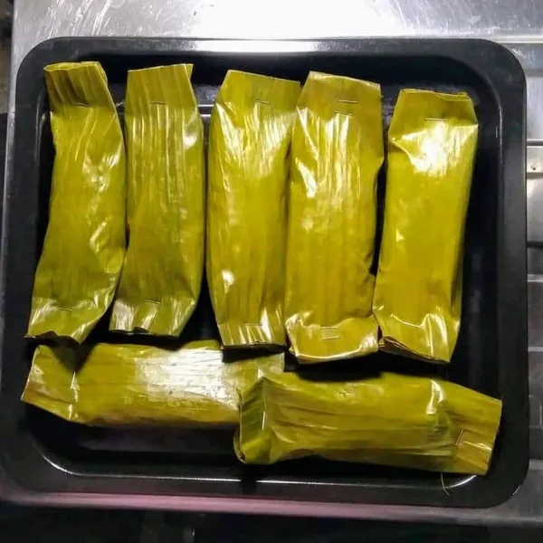 Tata dalam loyang.