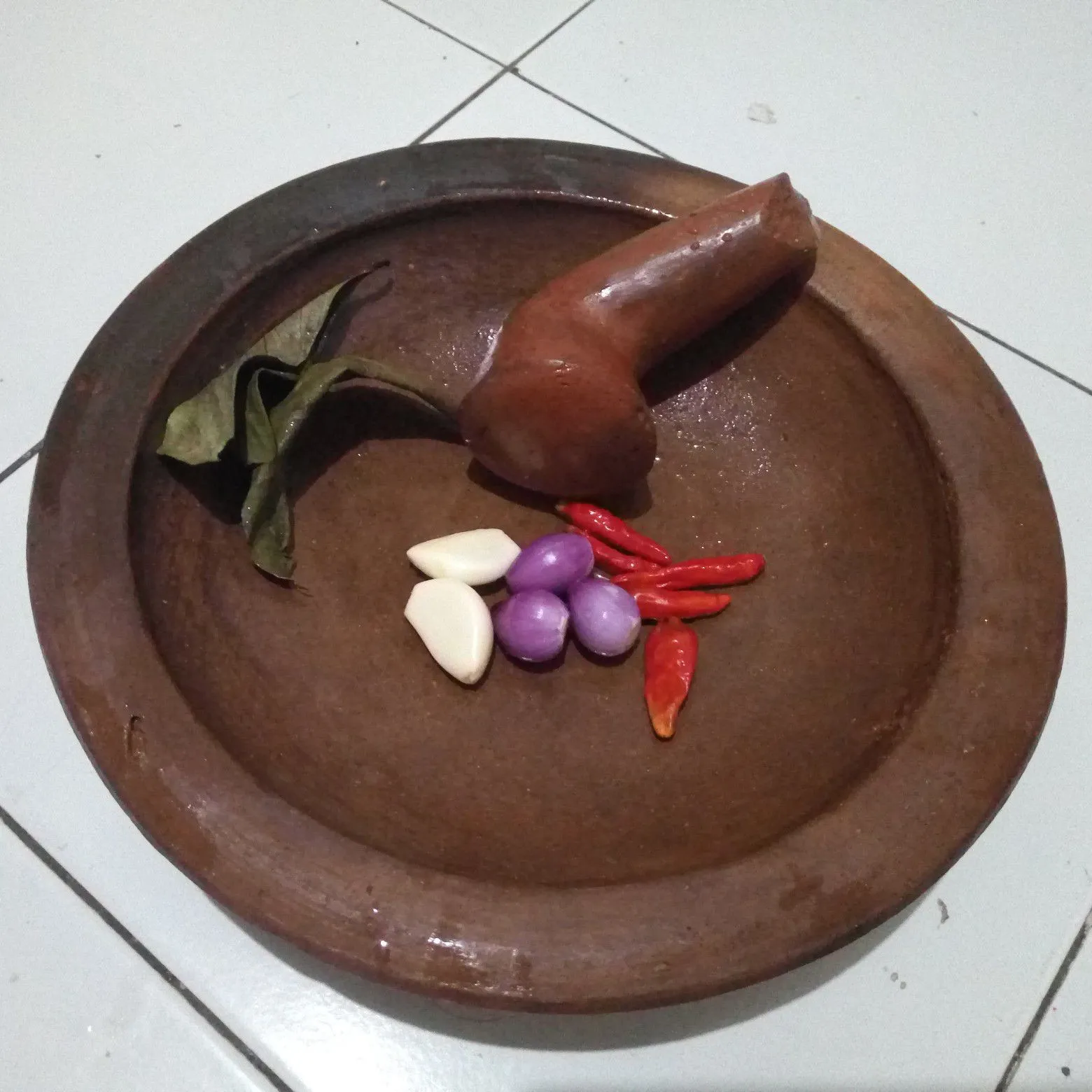 Step 2 Tumis Selada Kecambah Tahu Pedas