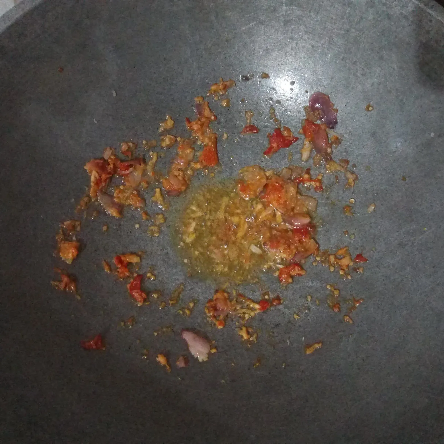 Step 3 Tumis Selada Kecambah Tahu Pedas