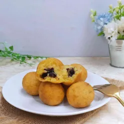 Welus (Bola Ubi Madu)