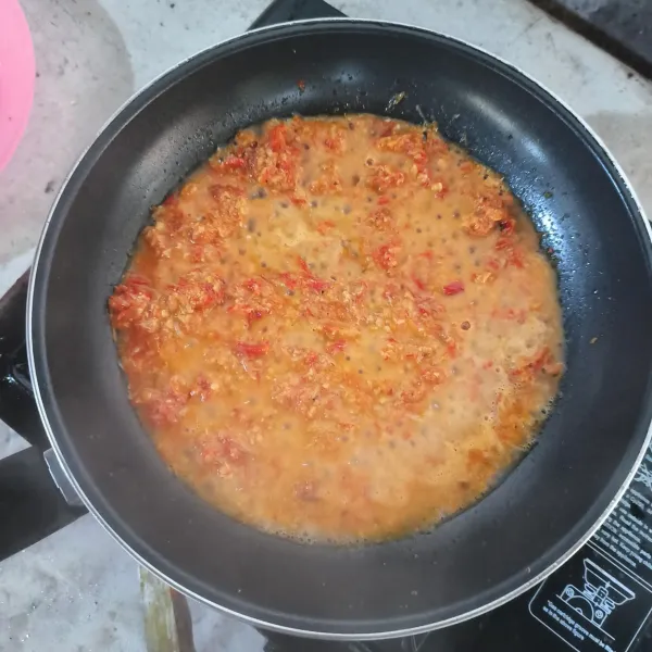 Tumis bumbu halus hingga harum