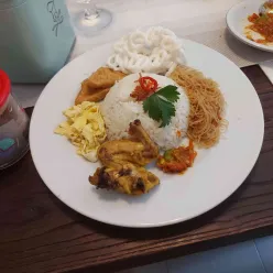 Nasi Uduk Rice Cooker
