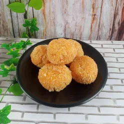 Bola-Bola Labu Kuning