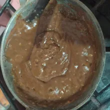 Angkat lalu biarkan hingga mendingin. Ambil secukupnya, sisanya bisa disimpan di kulkas.