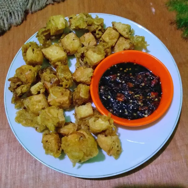 Siap disajikan dengan sambal kecap
