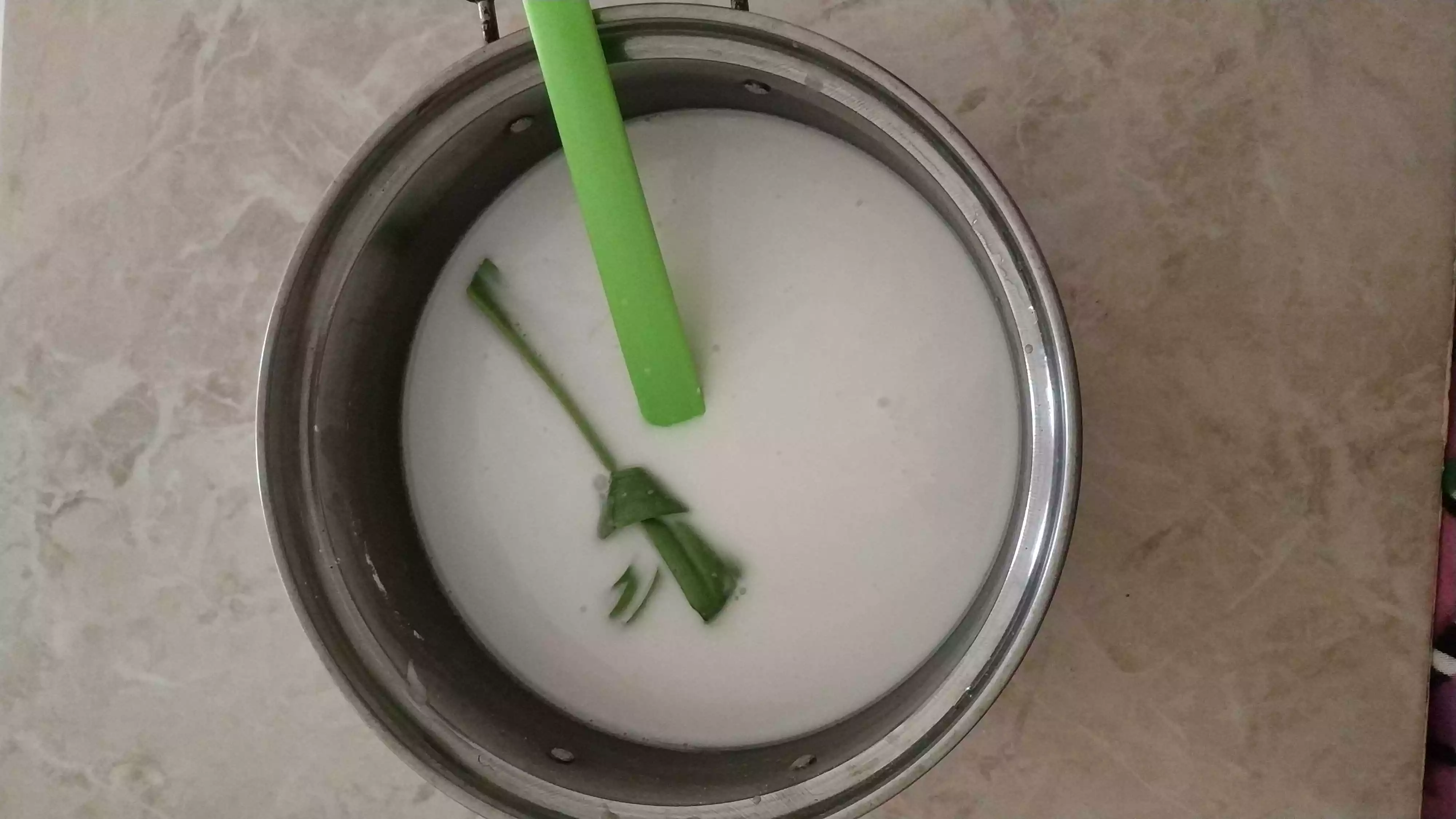 Step 1 Bubur Sumsum Pandan