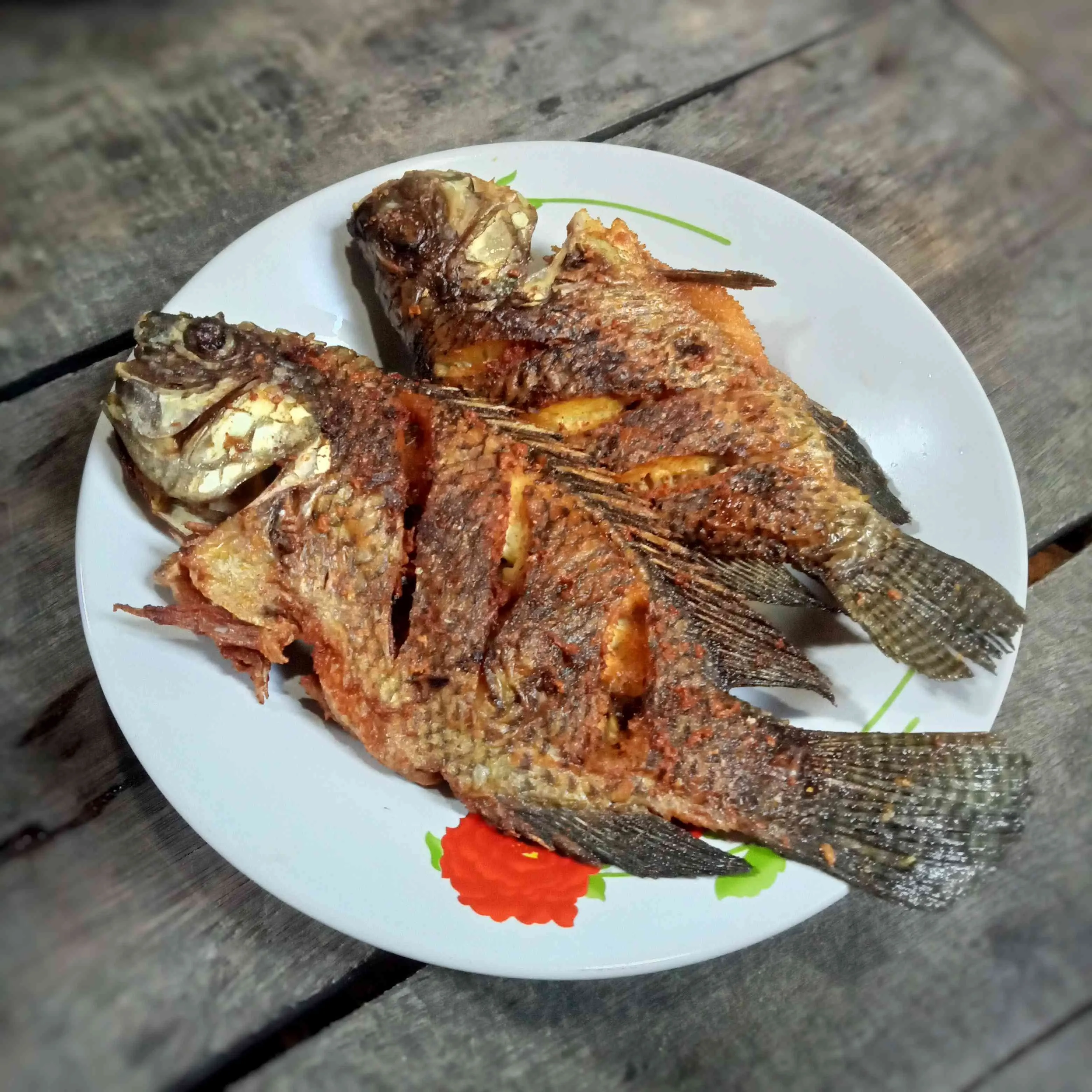 Ikan Nila Goreng Bumbu Kunyit