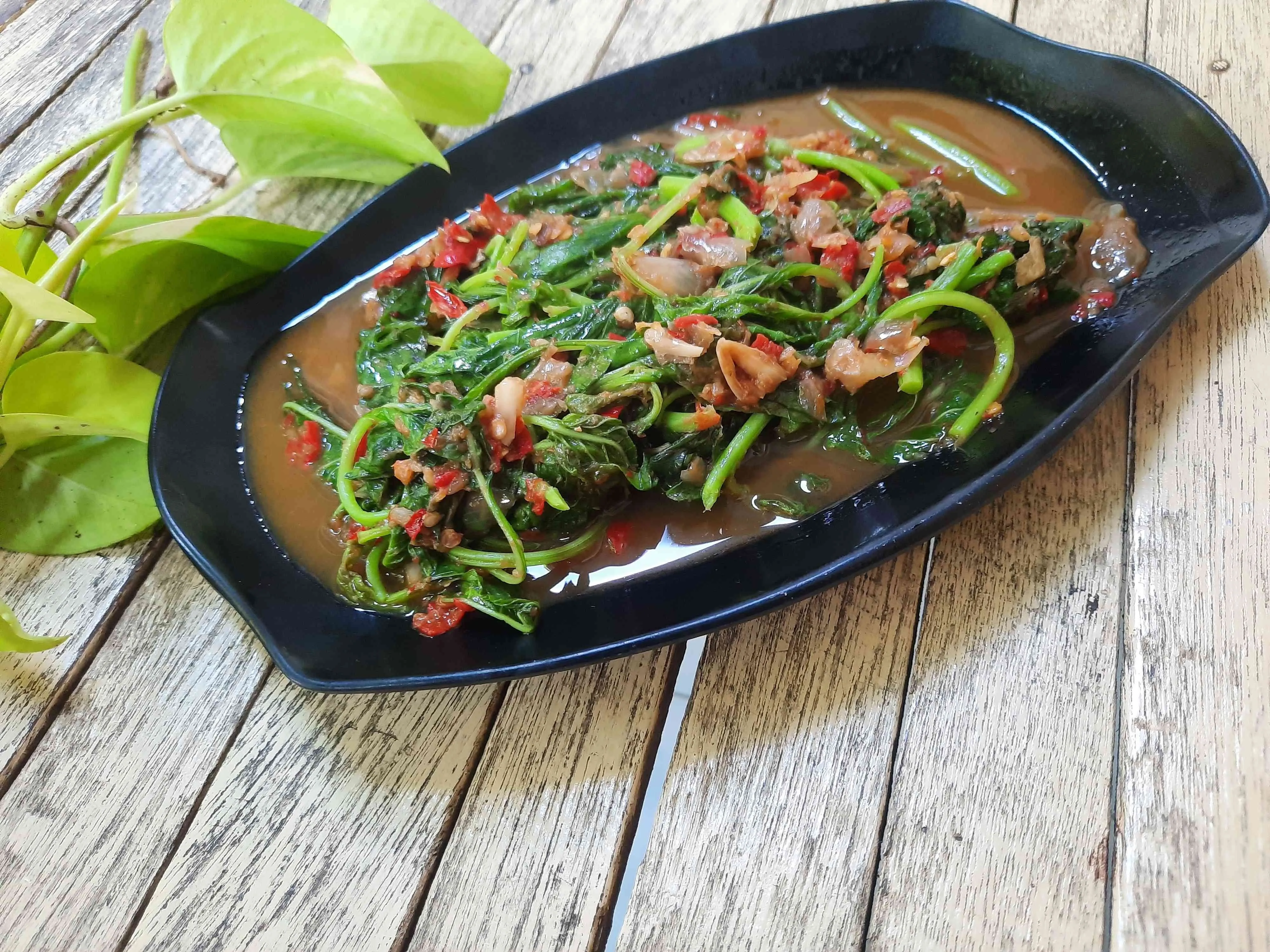 Tumis Bayam Bumbu Terasi