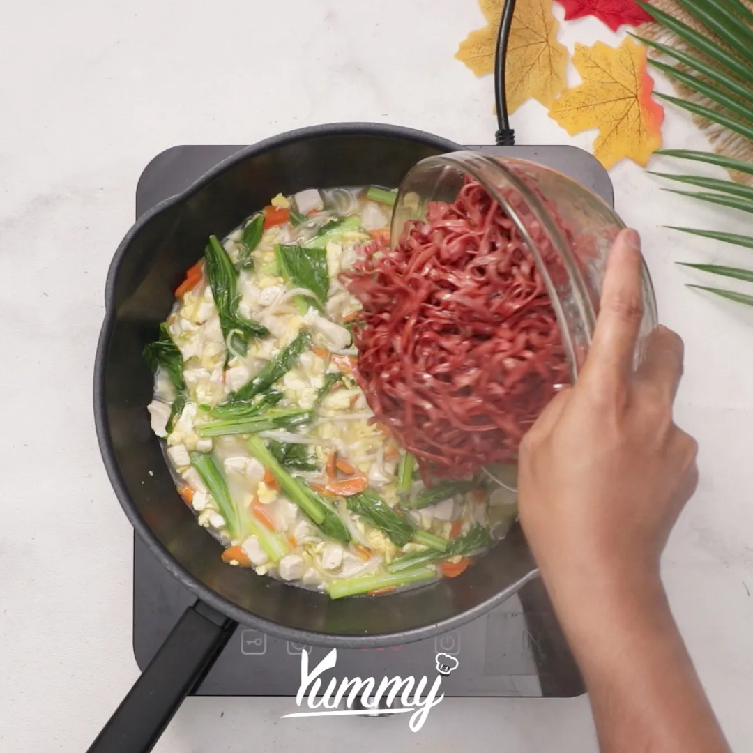 Step 4 Mie Nyemek Sehat