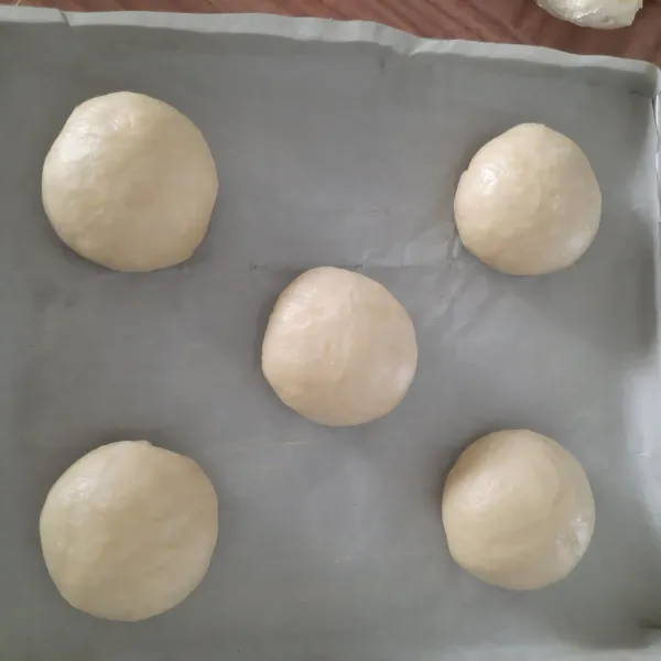 Susun di loyang, proofing selama 15menit.