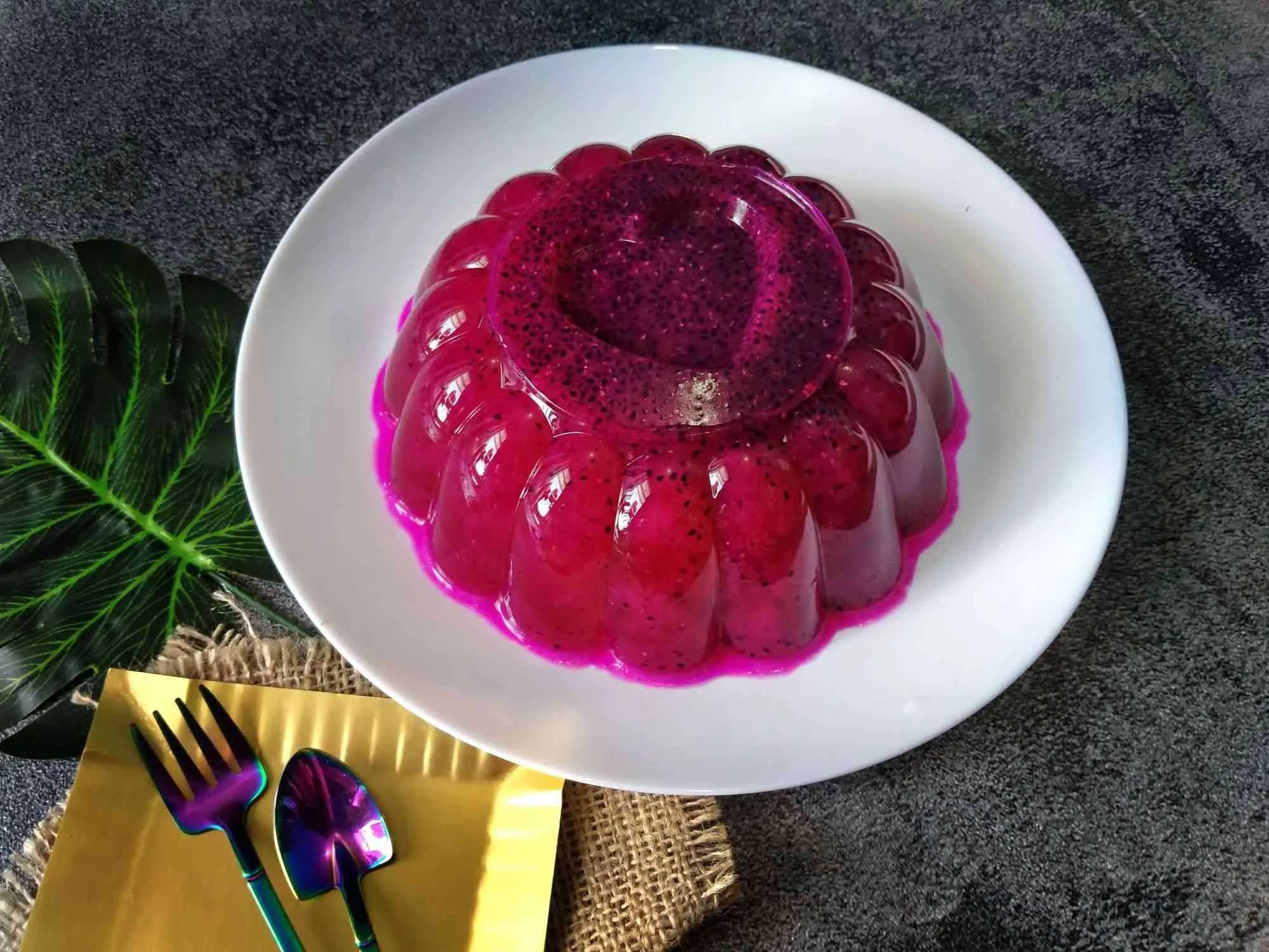 Puding Buah Naga