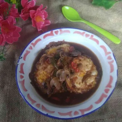 Telur Ceplok Jamur Kuah Kecap