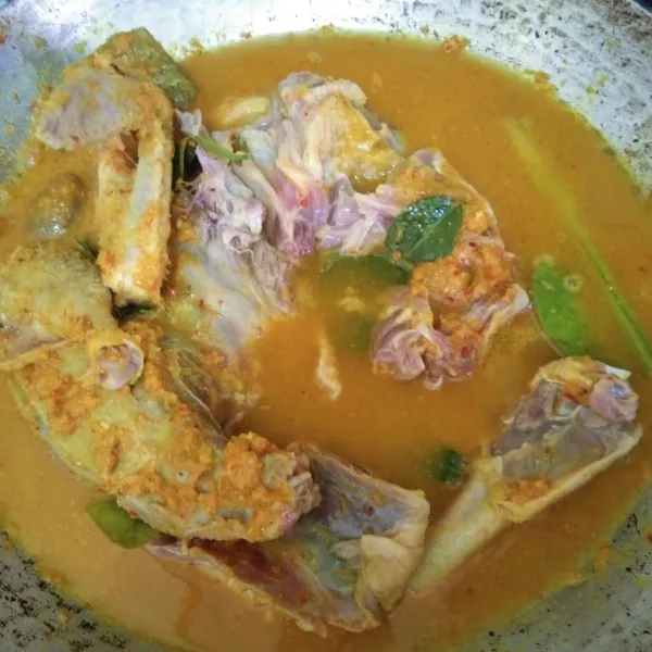 Tambahkan air secara beratahap