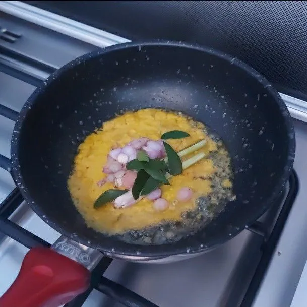 Step 3 Ikan Goreng Acar Kuning