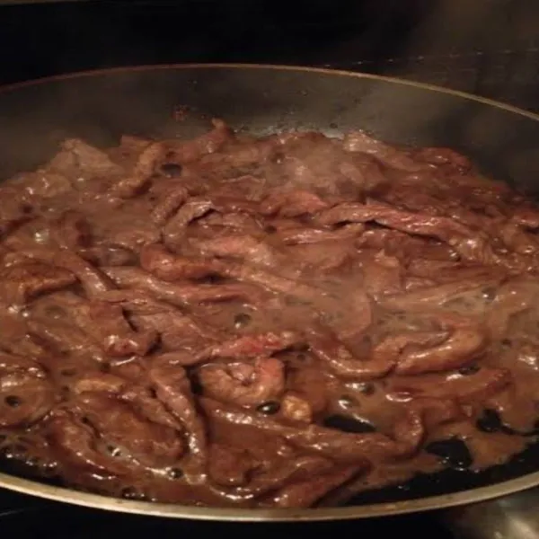 Masak daging sampai matang dengan sauce bulgogi yg sudah di buat.