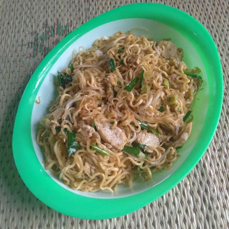 Mie Goreng Toge Kucai