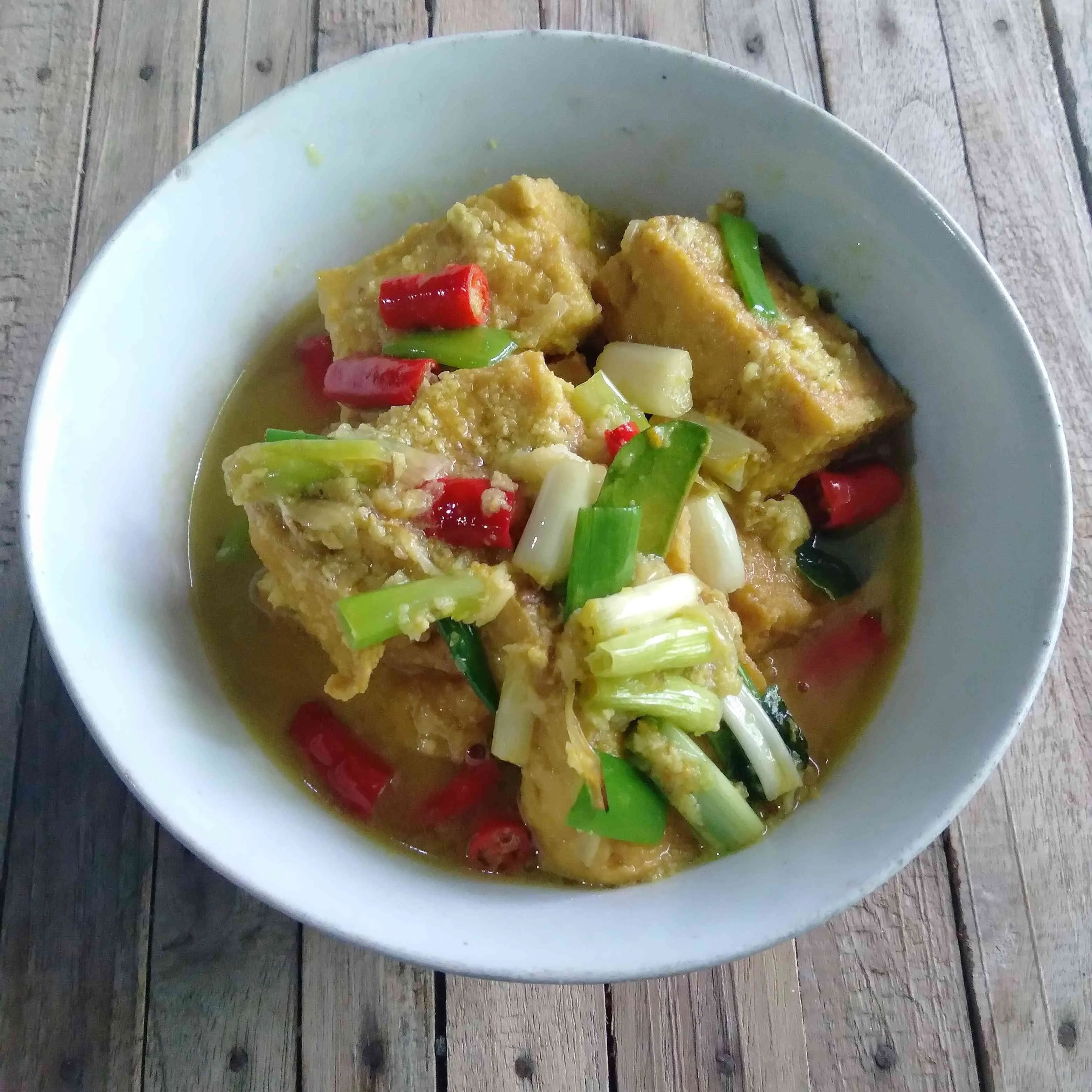 Tahu Kuah Kuning